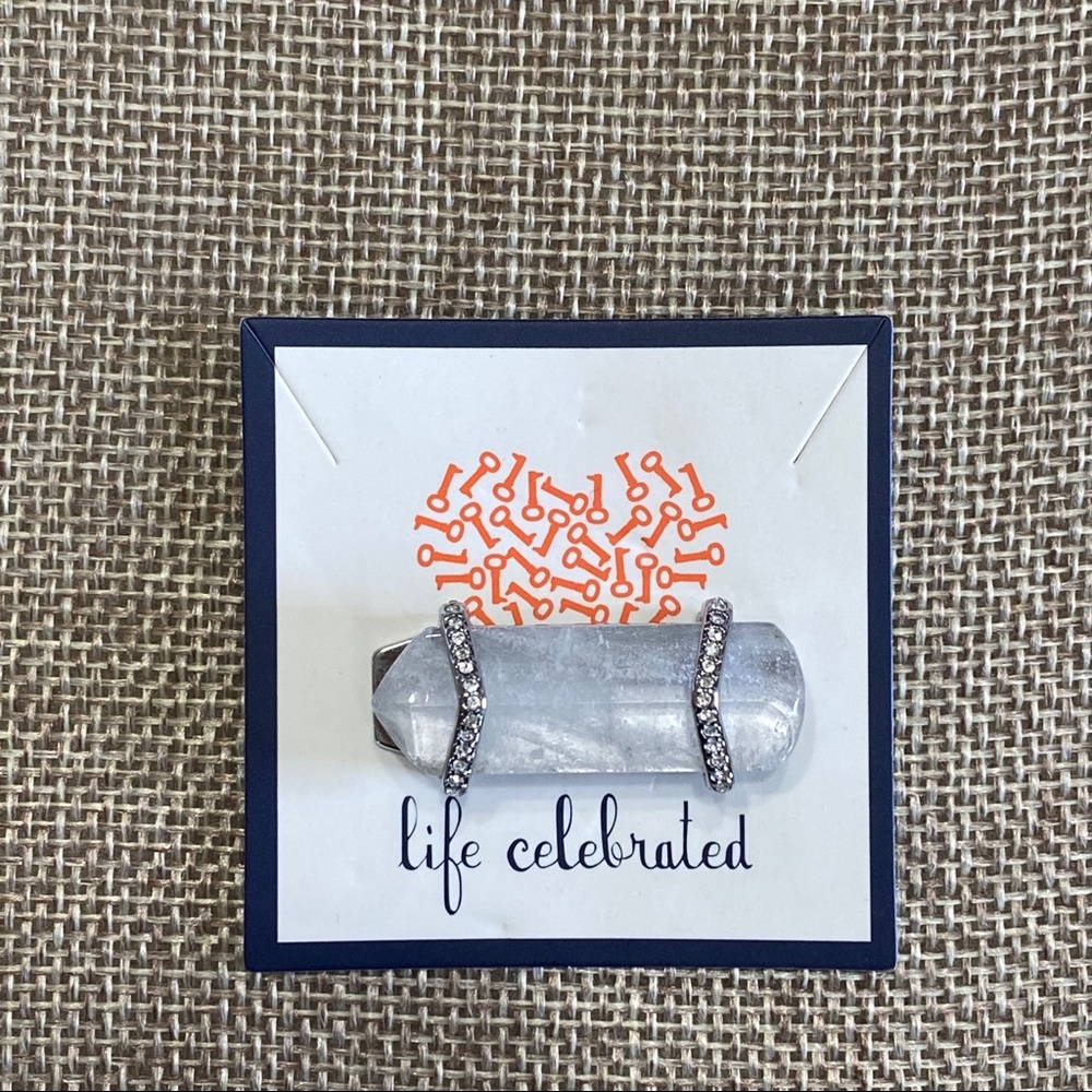 KEEP Collective Single Stone Bar Cracked Quartz